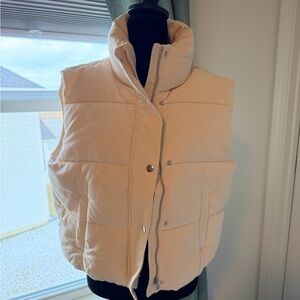 NEW Women’s Loft Vest